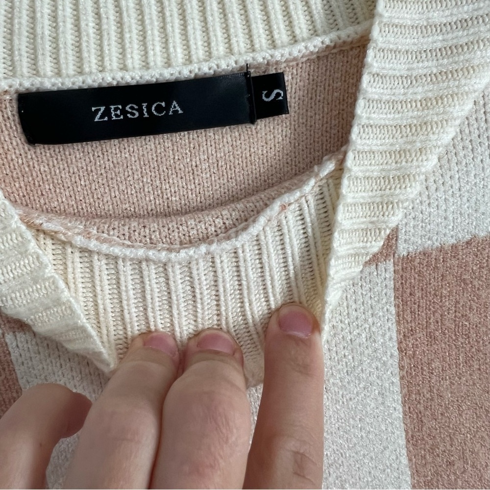 Checkered Cream and Tan Sweater - Picture 6 of 7